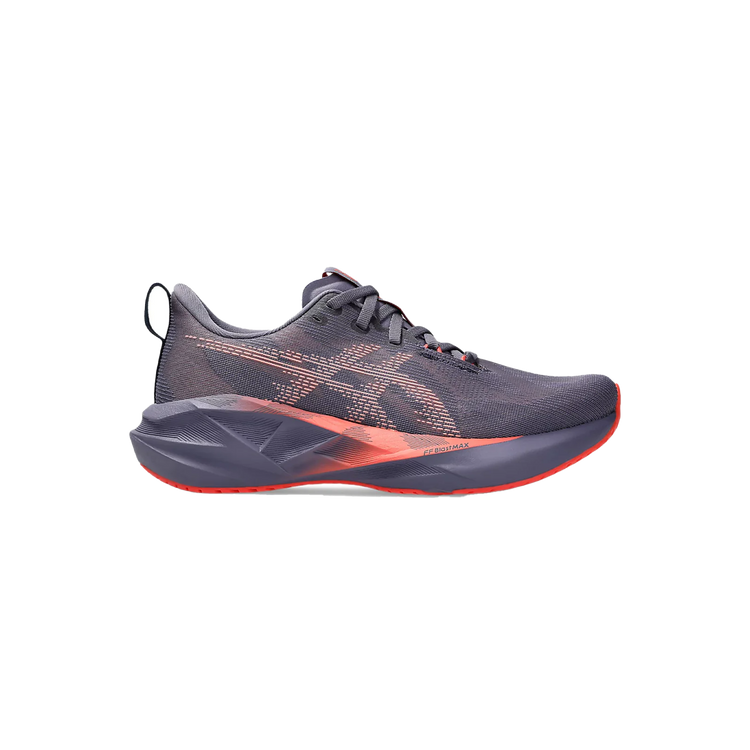 Women's Novablast 5