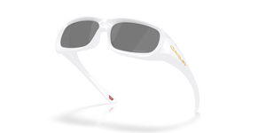 Oakley De Soto Pearl White w/ Prizm Black