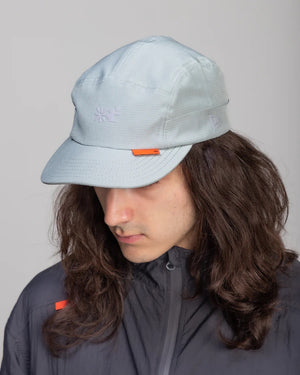 Hermanos Koumori x New Era Camper hat grey on model top front view