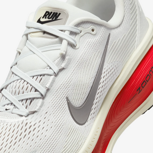 Men's Nike Vomero 18