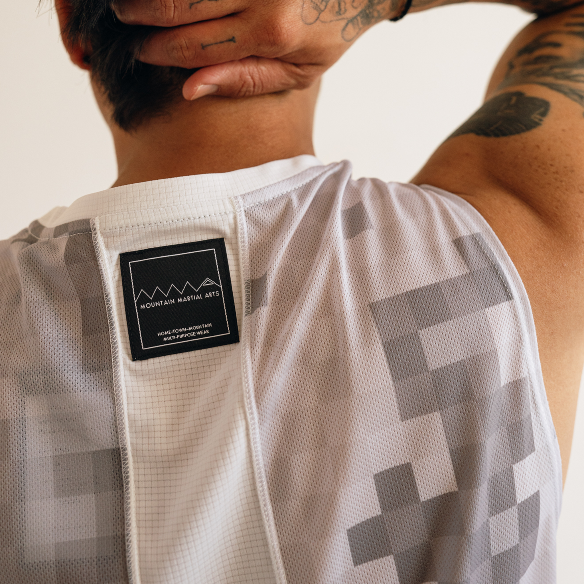 MMA100MPJ Racing Sleeve-less Trail