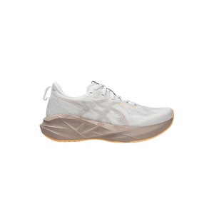 Women's Novablast 5