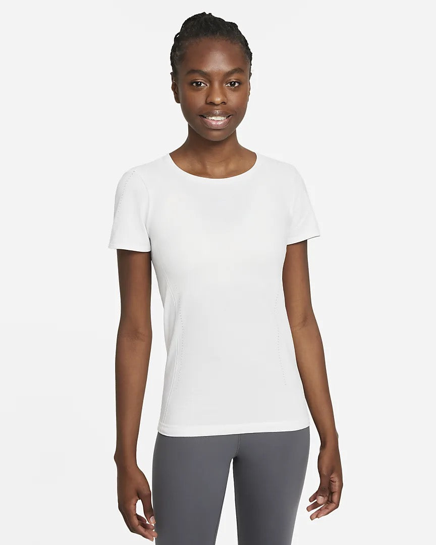 Nike Dri-FIT ADV Women's Slim-Fit Short-Sleeve – Renegade Running