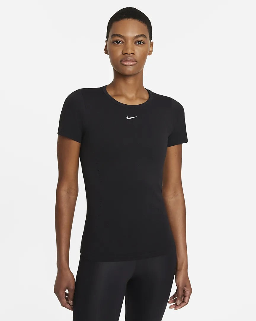 Verwachten Krijt beet Nike Dri-FIT ADV Aura Women's Slim-Fit Short-Sleeve Top – Renegade Running